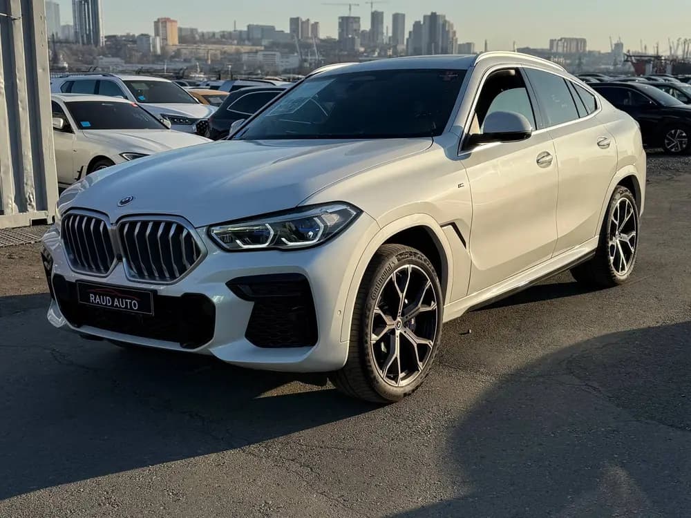 BMW X6 2022 — привезён RAUD