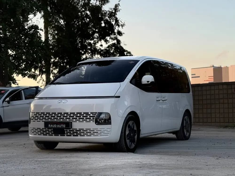 Hyundai Staria 2022 — привезён RAUD